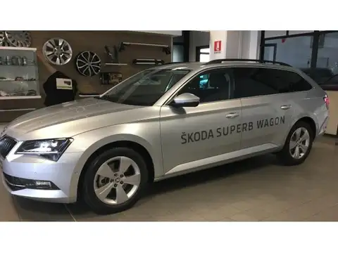 Nuova SKODA Superb 3ª Serie 2.0 Tdi Wagon Executive Diesel