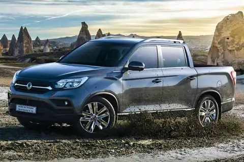 Nuova SSANGYONG Rexton 2.2 4Wd Double Cab Road Xl Diesel
