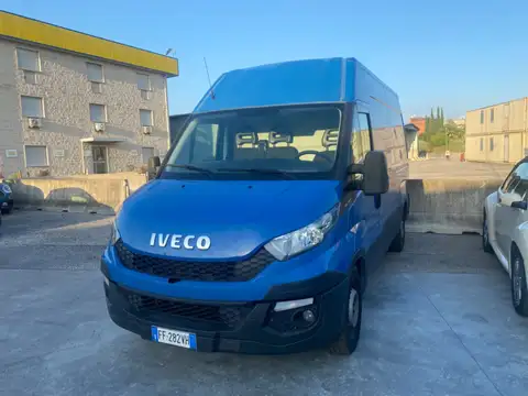 Usata IVECO Daily  Diesel