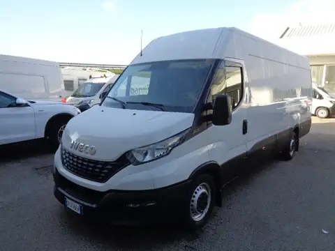 Usata IVECO Daily 35S16 Furgone Passo 4100 H2 Diesel