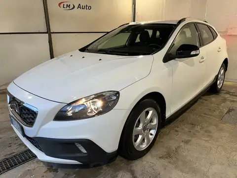 Usata VOLVO V40 Cross Country D2 Geartronic Kinetic Diesel